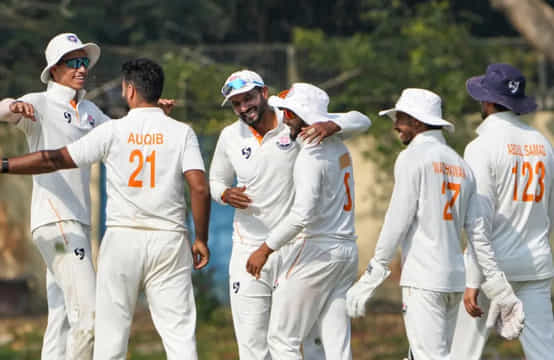 After how many days did Jammu & Kashmir qualify for Ranji Trophy final?
