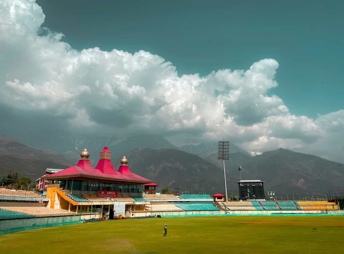Cricket Stadium, sports fans