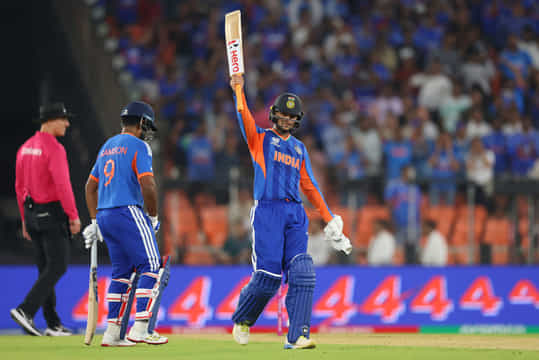 Which team will Abhishek Sharma play for in IPL 2026?