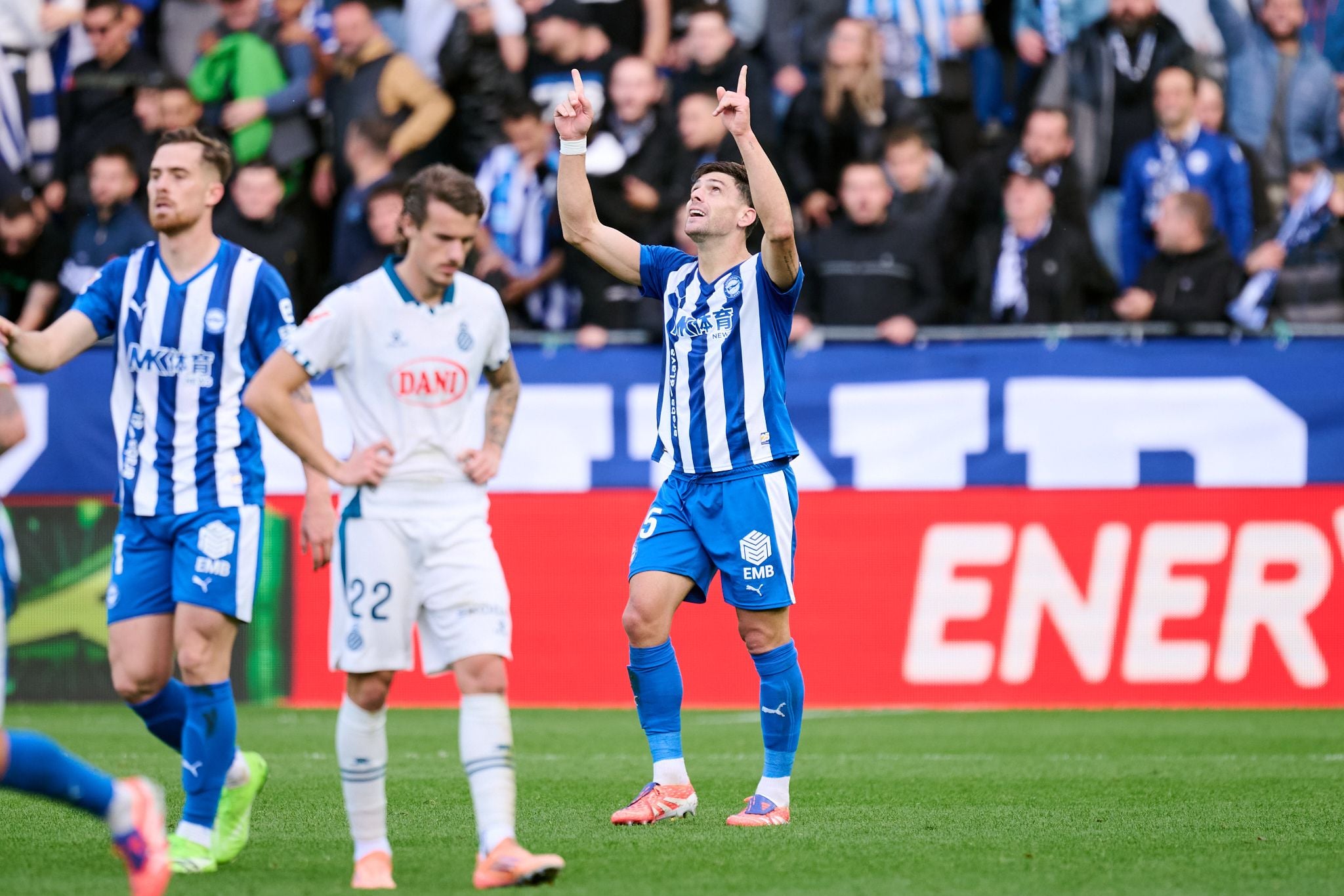 Alaves vs Malaga LIVE – Confirmed starting lineups & pre-match updates for LaLiga 2026-27 clash