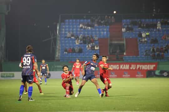 Diamond Harbour FC outclassed Shillong Lajong FC at their home in the Indian Football League
