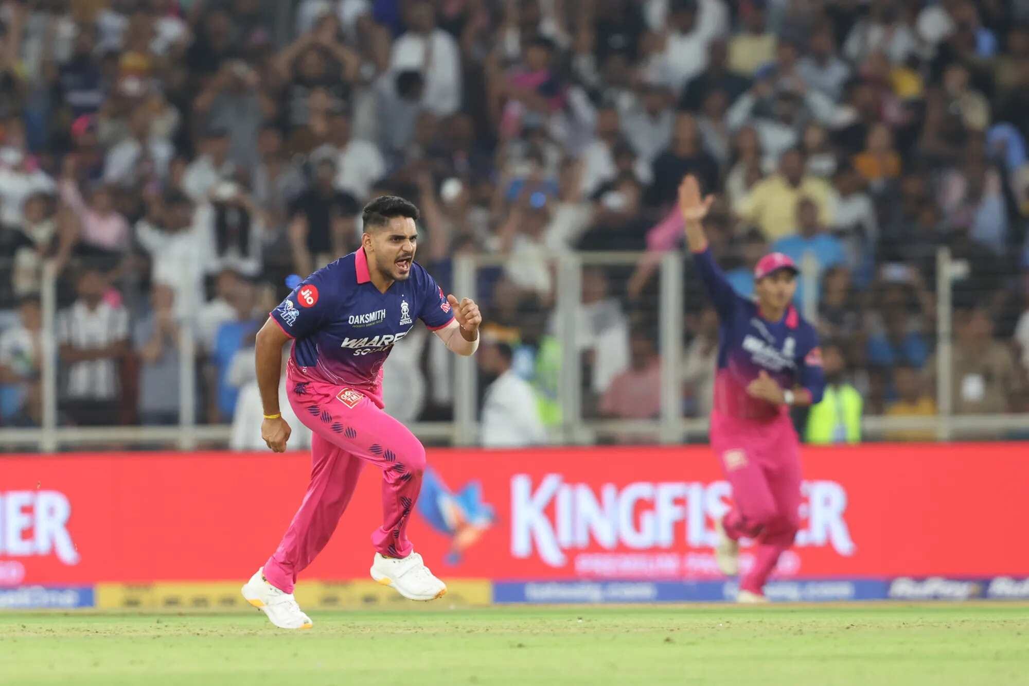 Why did Tushar Deshpande miss RR vs RCB clash of IPL 2026?