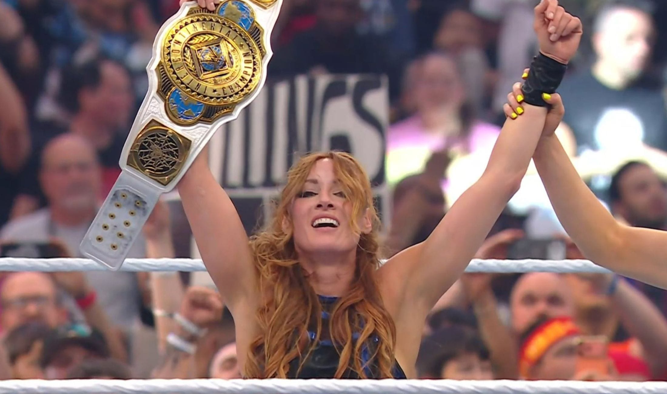 WWE WrestleMania 42 Results: Becky Lynch pins AJ Lee; becomes new Women’s Intercontinental Champion