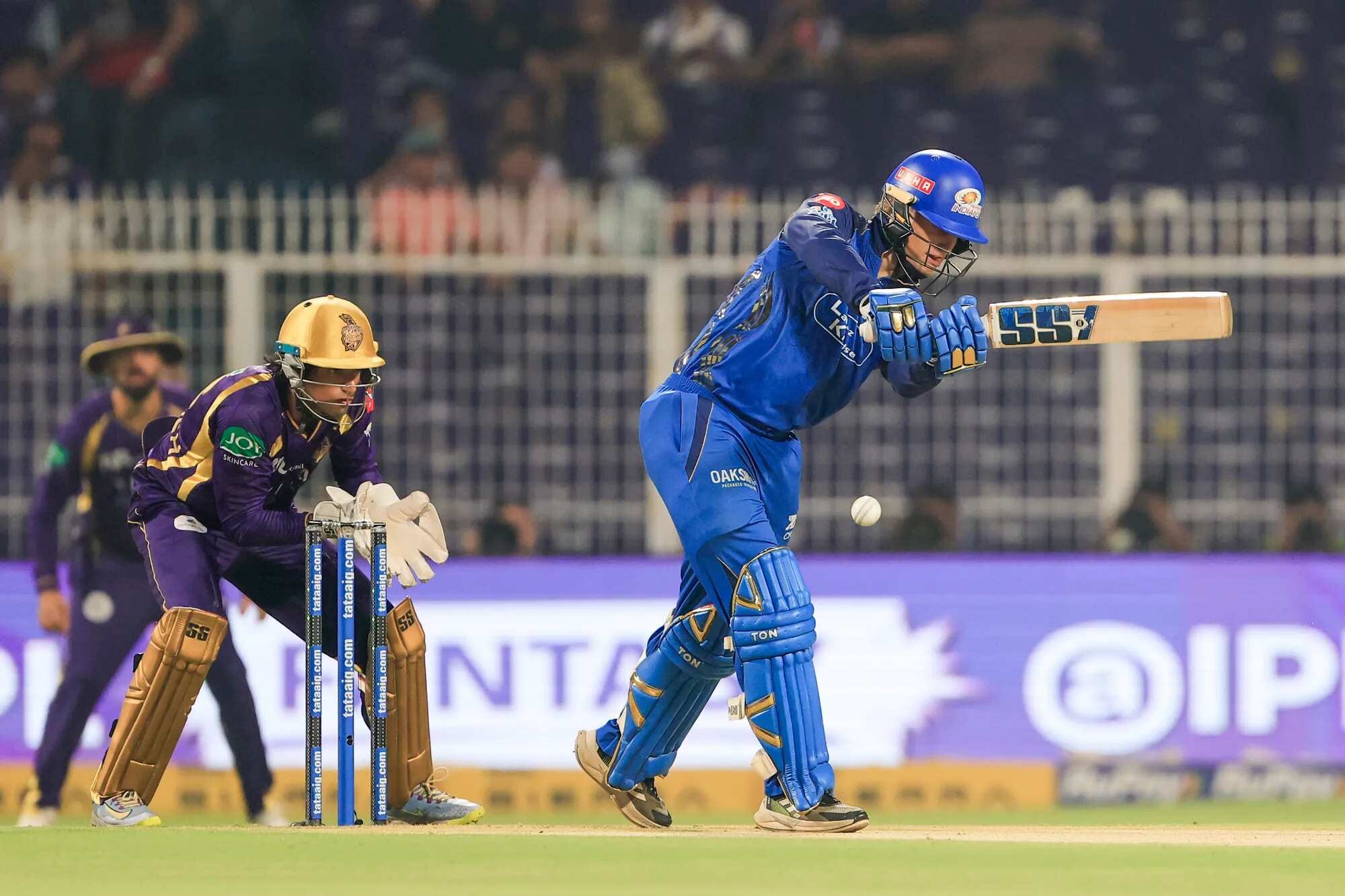 BIG BLOW FOR KKR! Angkrish Raghuvanshi leaves field after THIS injury ...