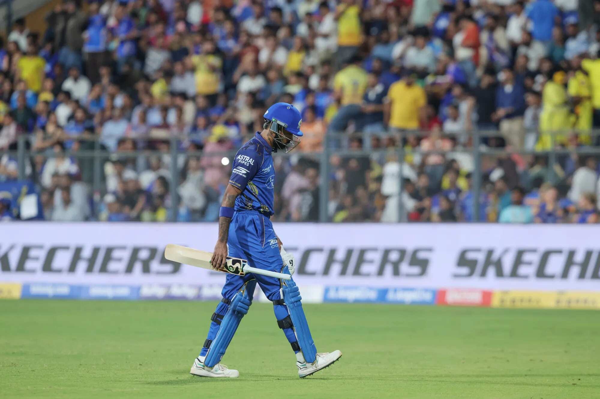 Why is Hardik Pandya not playing RCB vs MI clash of IPL 2026?