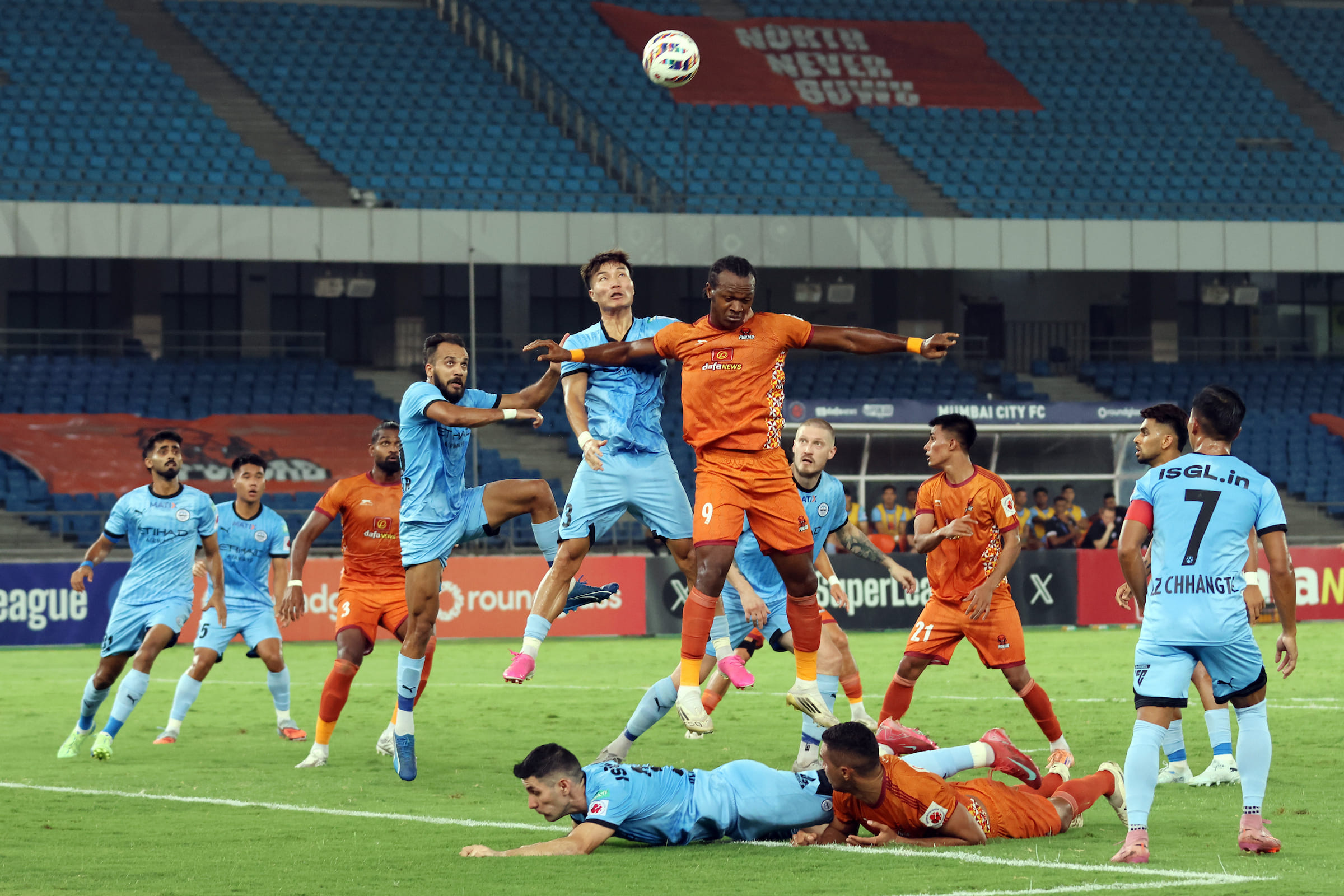 Mumbai City FC finish third in ISL 2025-26 with a victory over nine-man Punjab FC