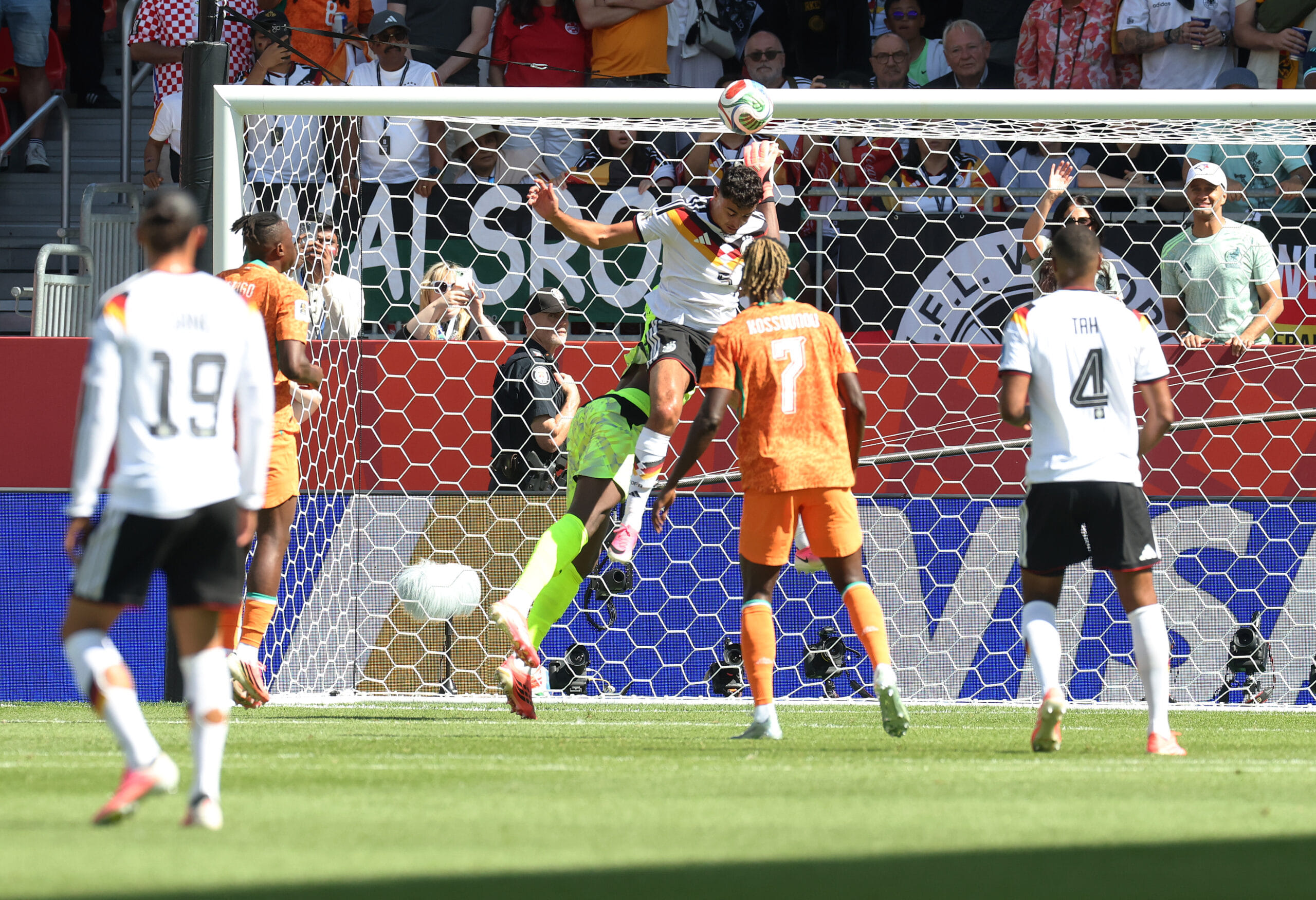 Why was Aleksandar Pavlovic’s goal disallowed in Germany vs Ivory Coast FIFA World Cup 2026 match?