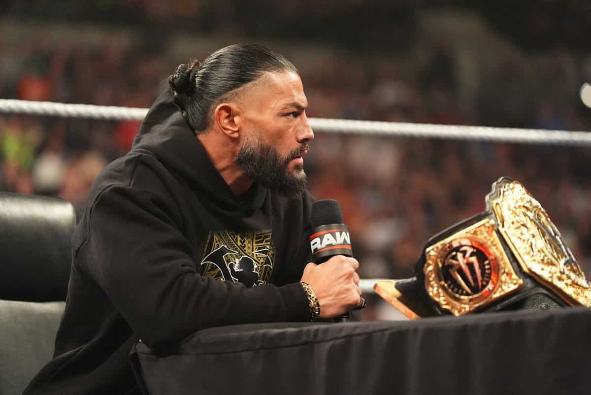 Roman Reigns WWE RAW Clash in Italy
