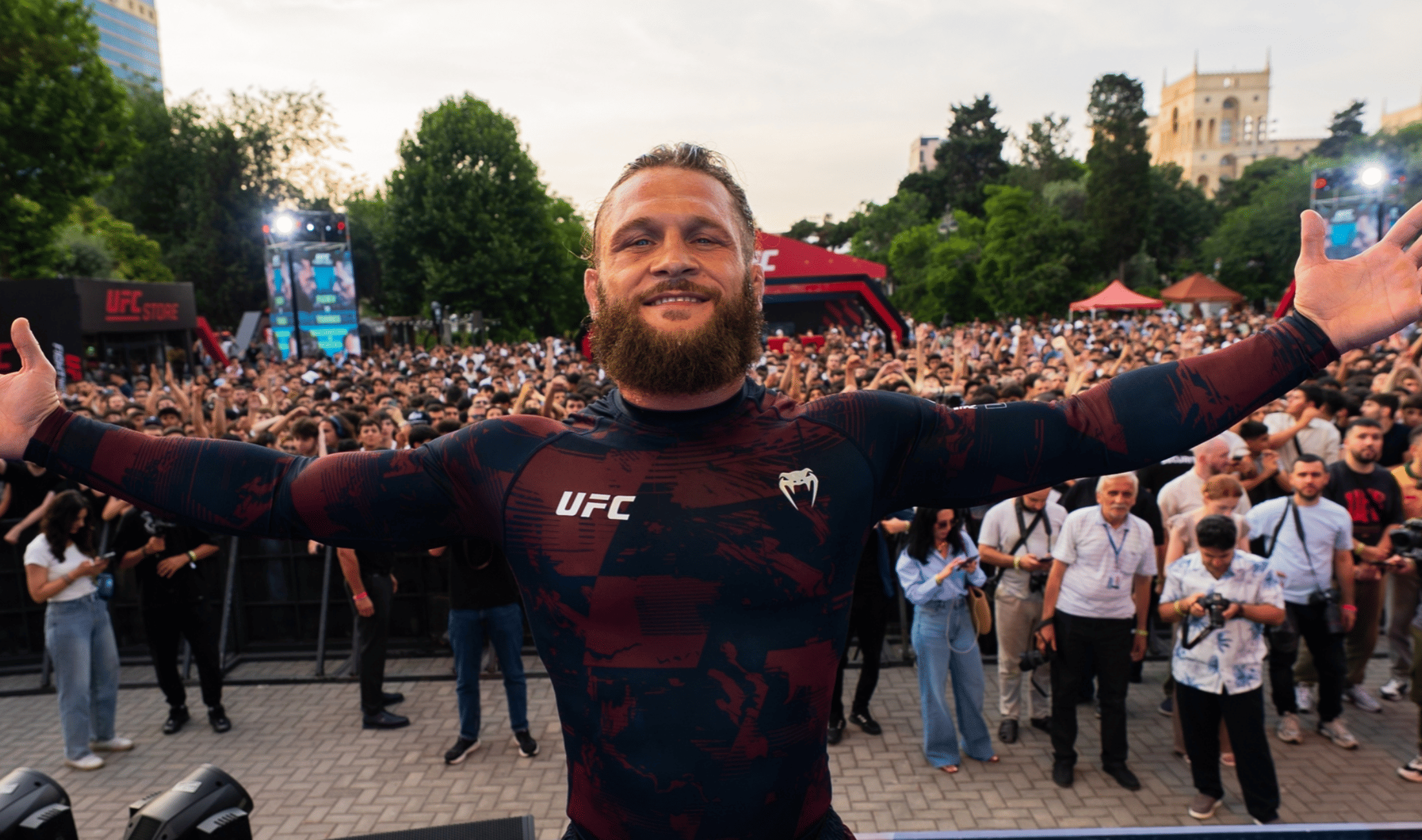 UFC Baku Fiziev vs Torres
