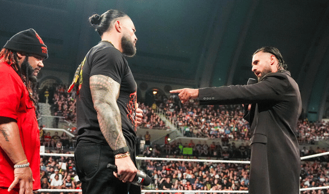 WWE Raw June 29, 26 Roman Reigns & Seth Rollins WWE SummerSlam