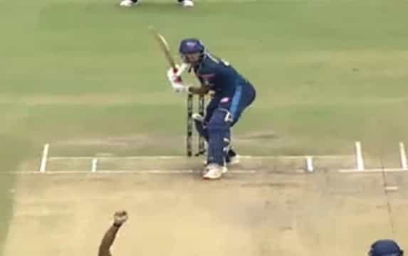 VIDEO: Samit Dravid's stellar batting heroics in Maharaja Trophy remind fans of his father Rahul Dravid