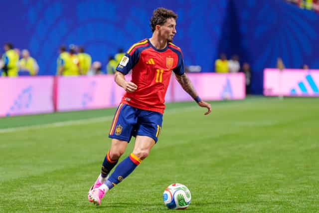 ATLANTA, GEORGIA - JUNE 21: Yeremy Pino #11 of Spain dribbles the ball during the FIFA World Cup 2026 Group H match between Spain and Saudi Arabia at Atlanta Stadium on June 21, 2026 in Atlanta, Georgia. (Photo by Andrew J. Clark/ISI Photos/ISI Photos via Getty Images)
