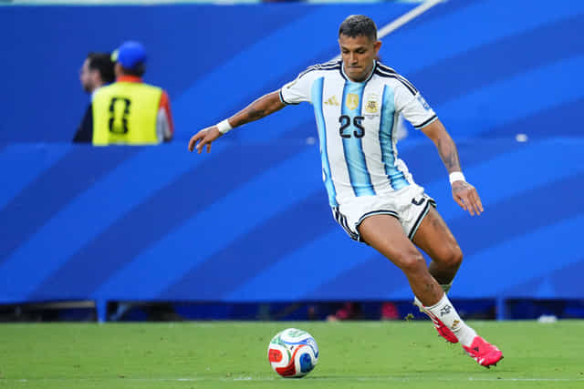 Facundo Medina injured during Argentina vs Cape Verde FIFA World Cup 2026 Round of 32 clash