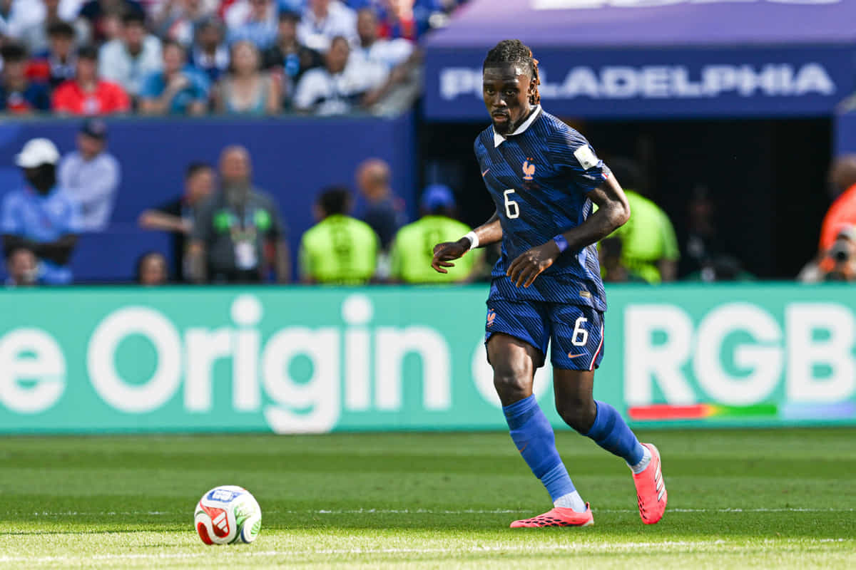 PHILADELPHIA, PENNSYLVANIA - JULY 4: Manu Kone #6 of France passes the ball during the FIFA World Cup 2026 Round Of 16 match between Paraguay and France at Philadelphia Stadium on July 4, 2026 in Philadelphia, United States. (Photo by Stephen Nadler/ISI Photos/ISI Photos via Getty Images)