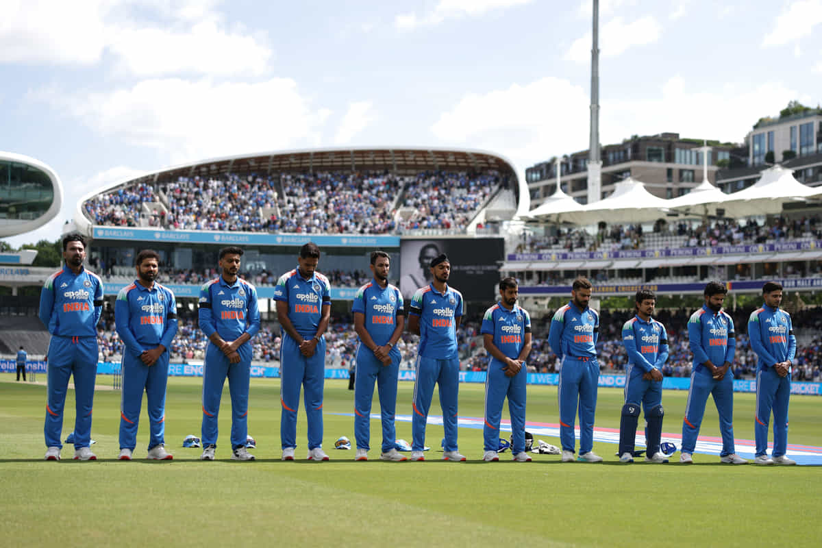 Why are India & England players wearing black armbands in third ENG vs IND ODI?