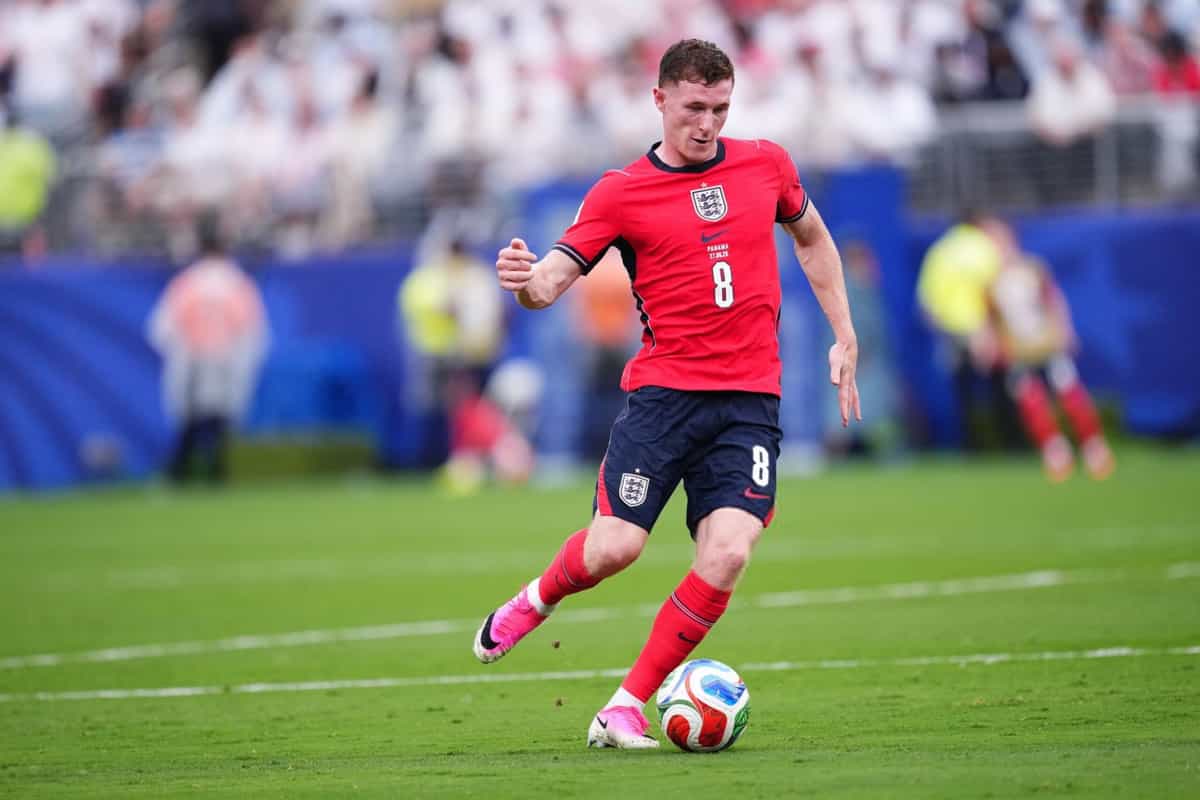 NEW JERSEY, USA - JUNE 27: Elliot Anderson of England plays the ball during the 2026 FIFA World Cup First Stage Group L match between Panama and England at New Jersey Stadium (MetLife Stadium) in East Rutherford, New Jersey, USA, on June 27, 2026. (Photo by Jose Hernandez/Anadolu via Getty Images)
