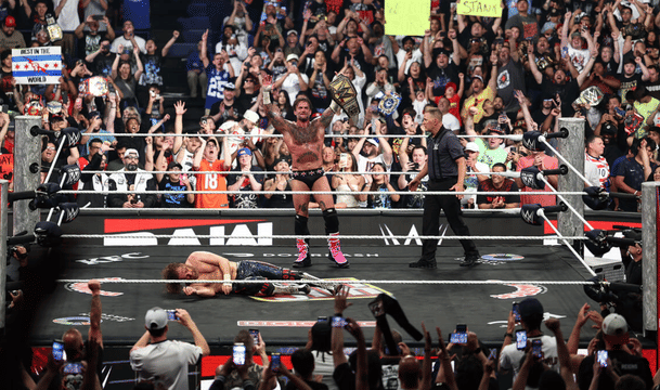 WWE Raw July 6, 26 CM Punk defeats Sami Zayn WWE SmackDown