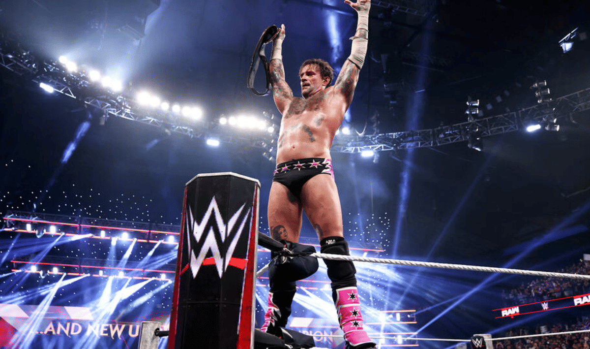 WWE Raw July 6,26 CM Punk defeats Sami Zayn to win the Undisputed title
