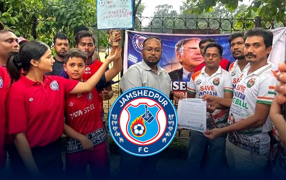 JFC fans handed official letter to Jamshedpur FC Chairperson, appealing to reconsider decision to shut down club