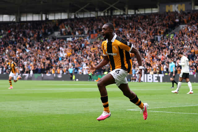 HULL, ENGLAND - AUGUST 22: Semi Ajayi of Hull City celebrates scoring his team’s first goal during the Premier League 2026/27 match between Hull City and Manchester United at MKM Stadium on August 22, 2026 in Hull, England. (Photo by George Wood/Getty Images)