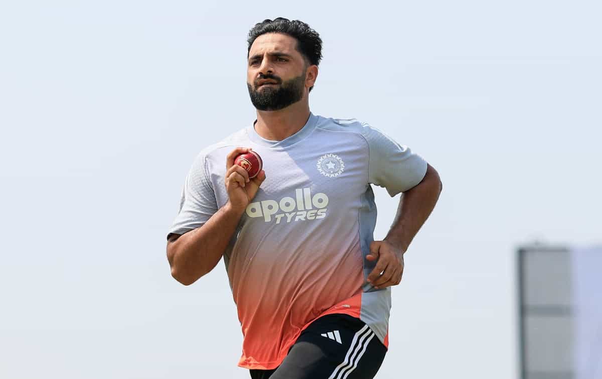 Why didn’t Auqib Nabi bowl a single over in SLCXI vs IND warmup Test?