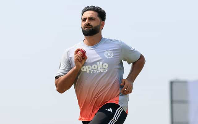 Why didn’t Auqib Nabi bowl a single over in SLCXI vs IND warmup Test?