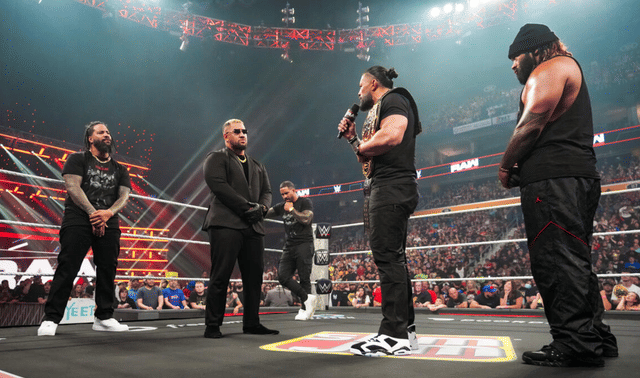 WWE Raw August 17, 26 Roman Reigns, The Bloodline & Solo Sikoa