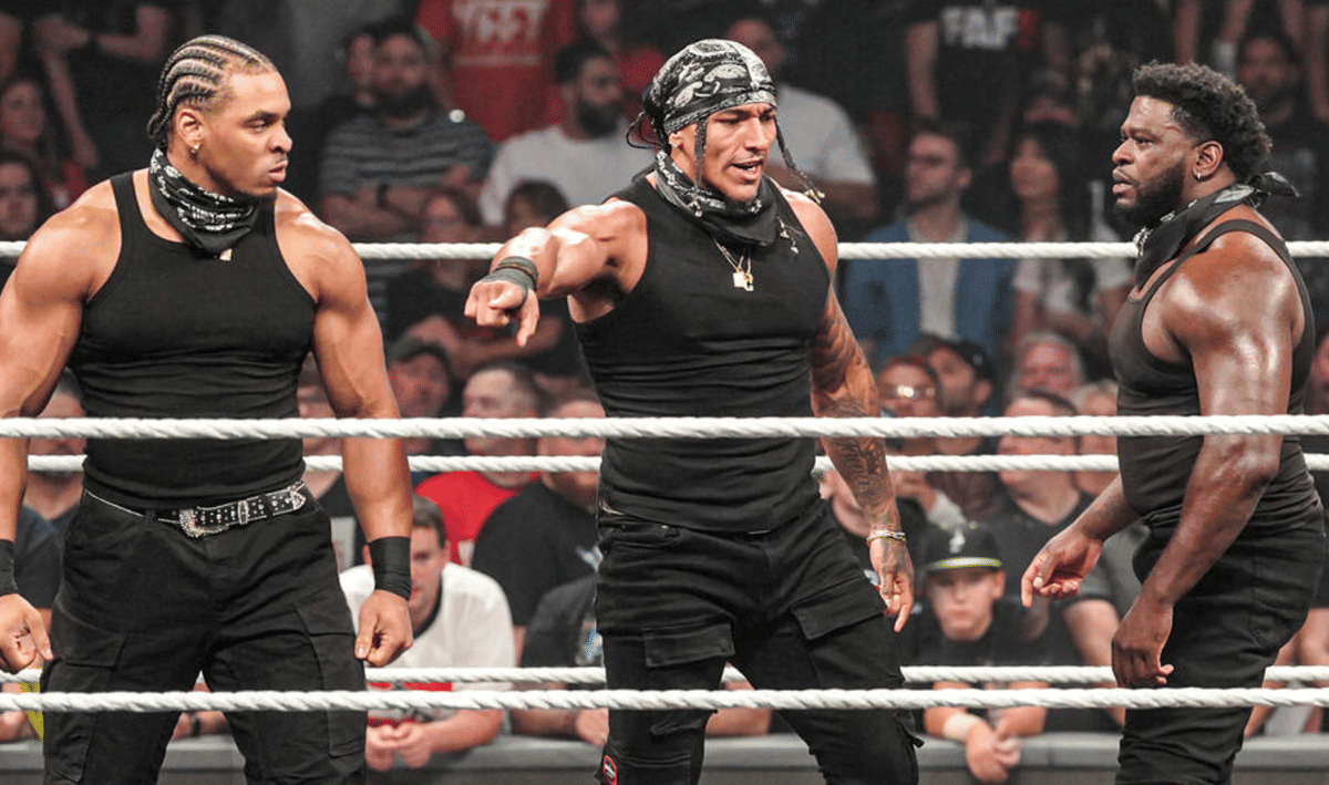 WWE Raw August 24, 26 Royce Keys & OTM (Lucien Price & Bronco Nima)