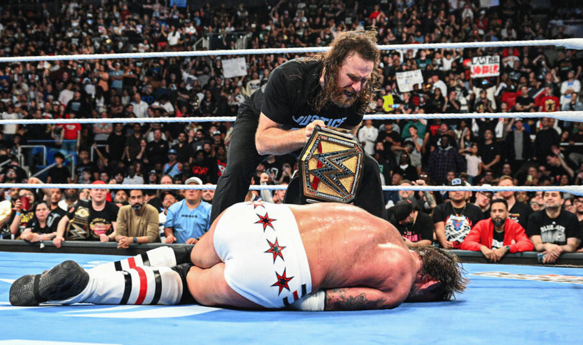 WWE SmackDown August 21, 26 Sami Zayn attacks CM Punk