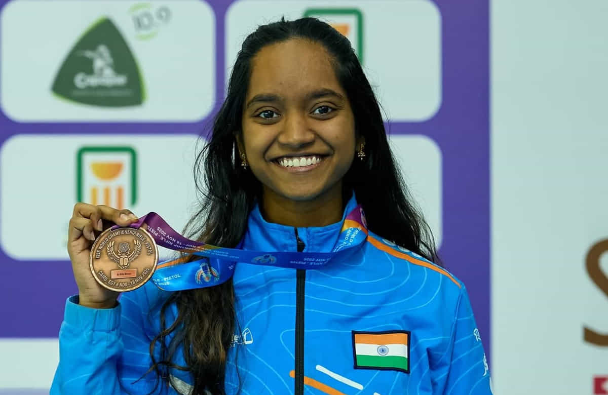 Elavenil Valarivan wins silver in women's 10m air rifle at Asian Games 2026