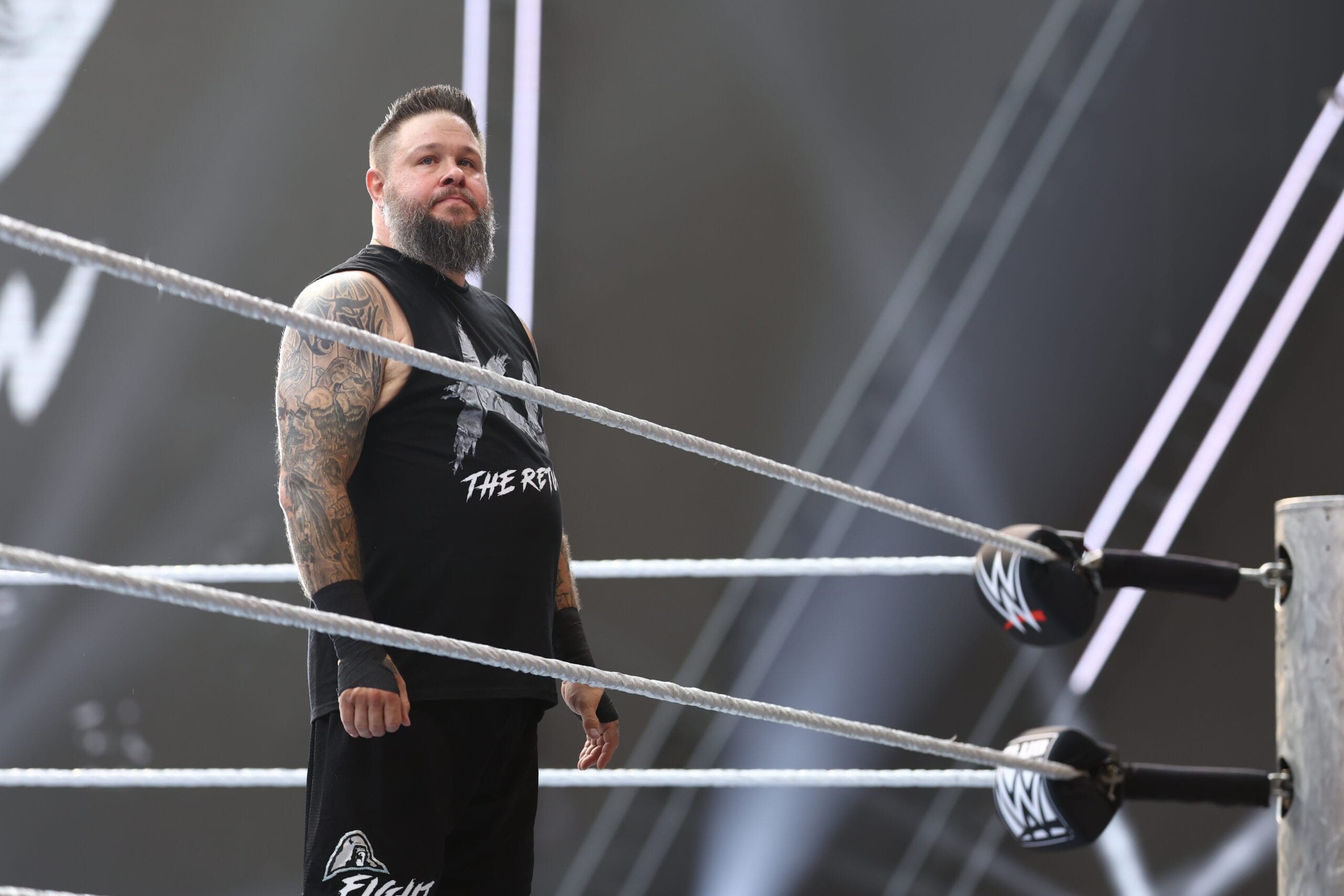 Latest update on Kevin Owens after apparent leg injury at WWE live event