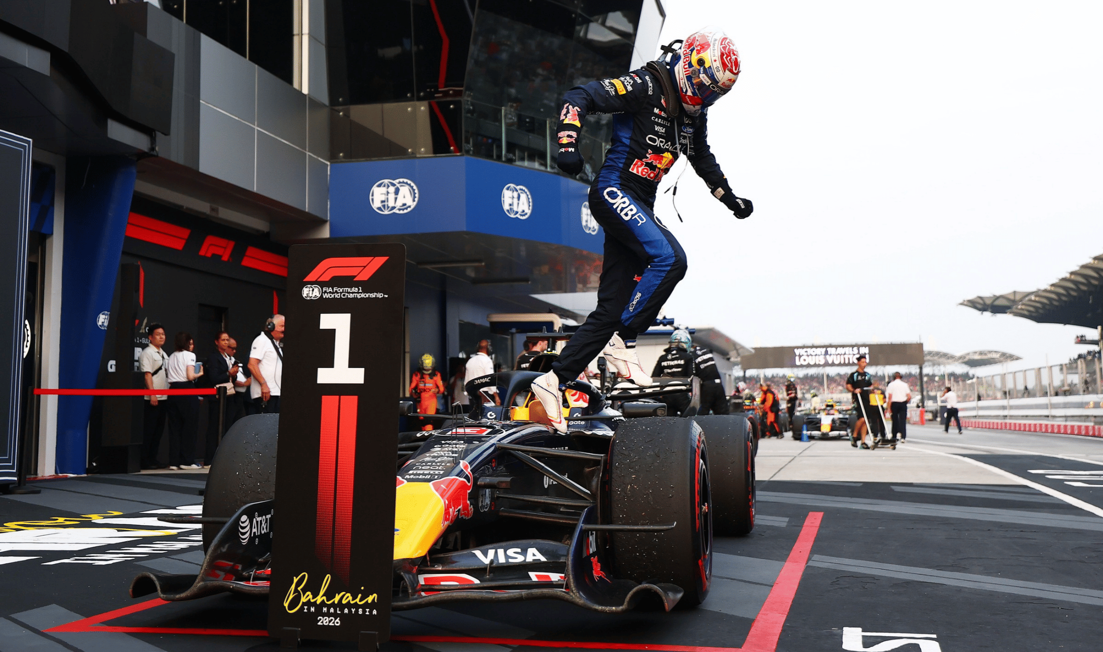 List of F1 Drivers who clinched World Championship on U.S. soil