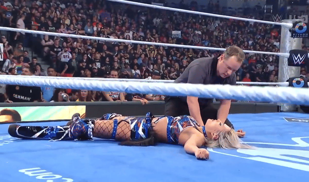 WWE SmackDown October 2, 26 - Giulia injury update