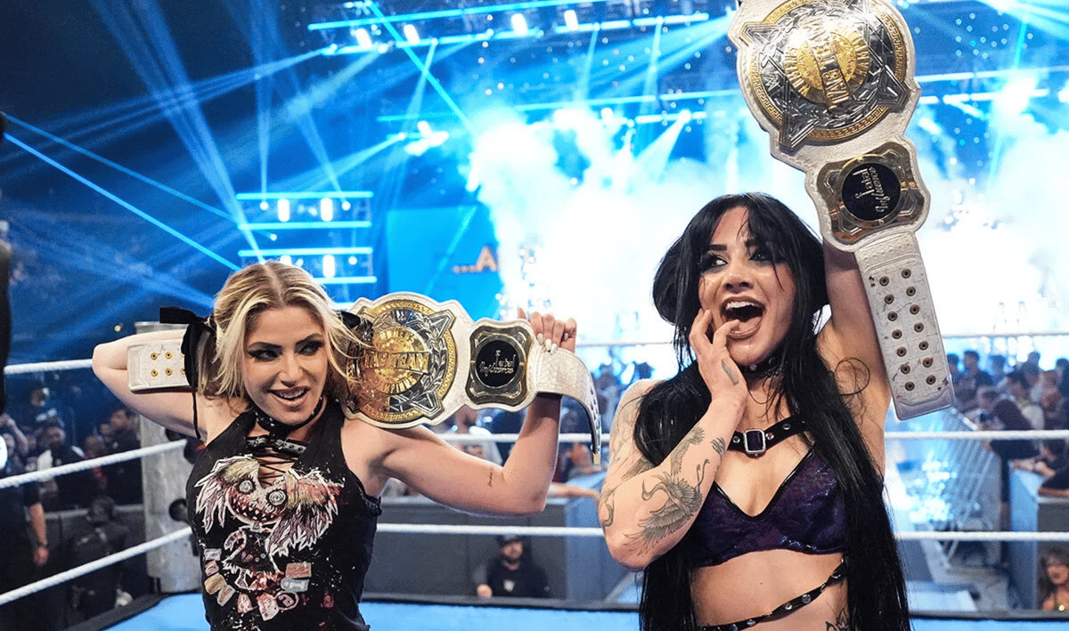 WWE SmackDown October 9, 26_ Alexa Bliss & Tatum Paxley win